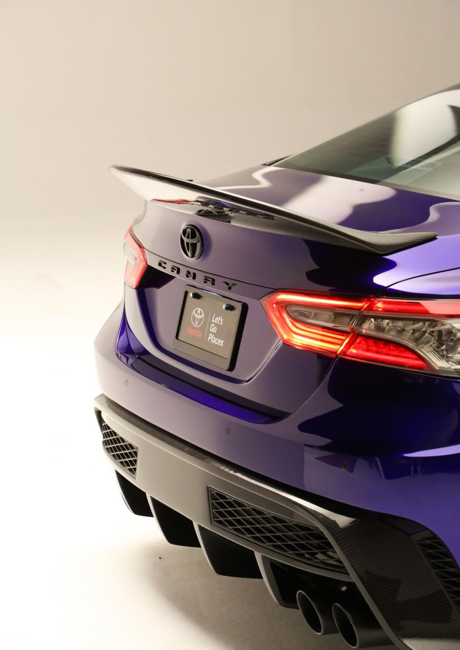Детали экстерьера Toyota Camry by Rutledge Wood 2017 года  (фото 2 из 9)